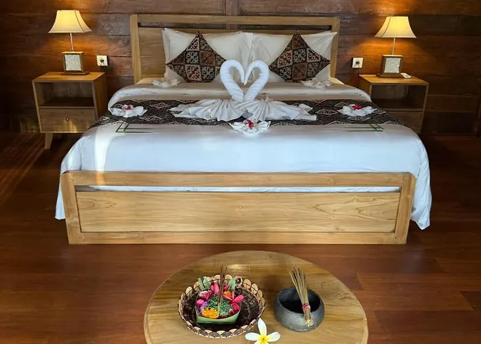 Laksmi Viridis With Bathtub And Sharing Pool Blahbatu