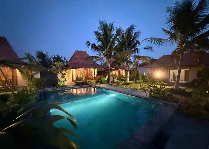Laksmi Viridis With Bathtub And Sharing Pool * Blahbatu